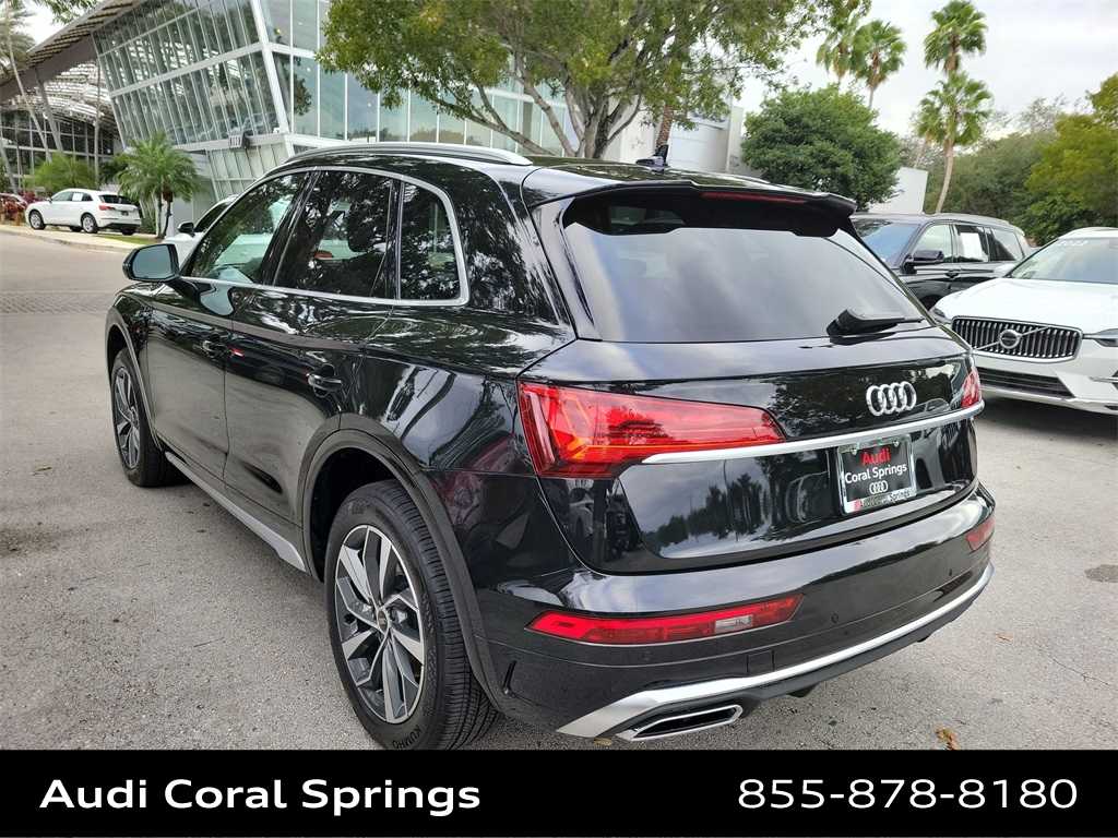 Thumbnail: 2023 Audi Q5 - 12