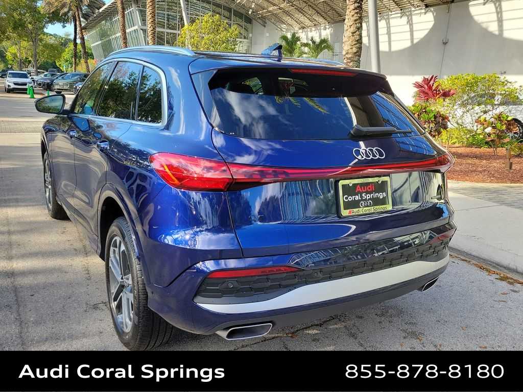 Thumbnail: 2025 Audi Q5 - 6