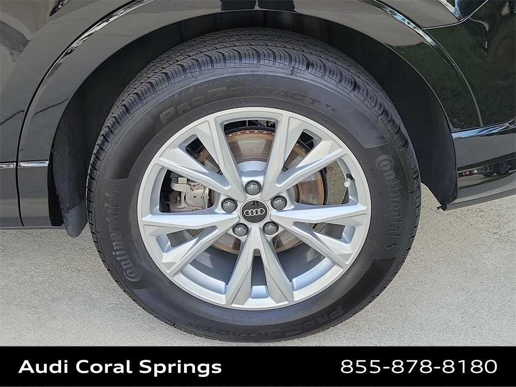 Thumbnail: 2025 Audi Q3 - 8