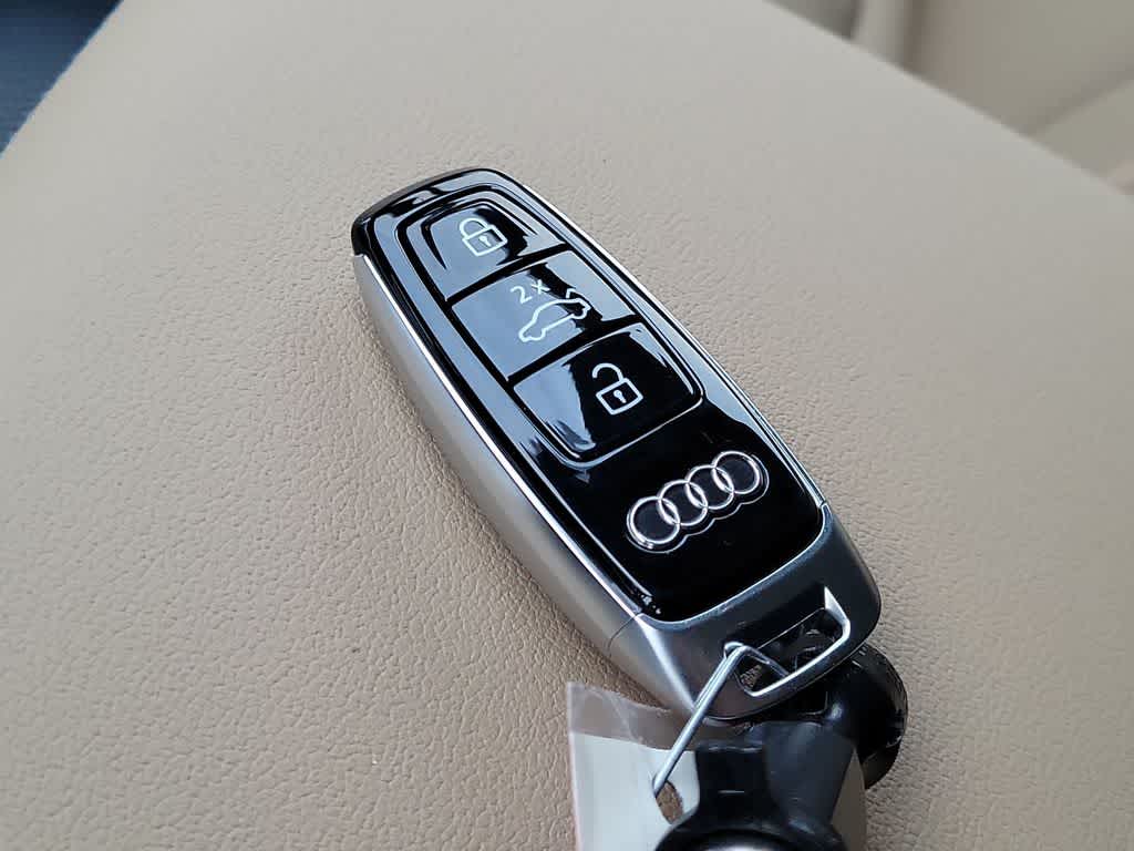 Thumbnail: 2026 Audi Q7 - 28