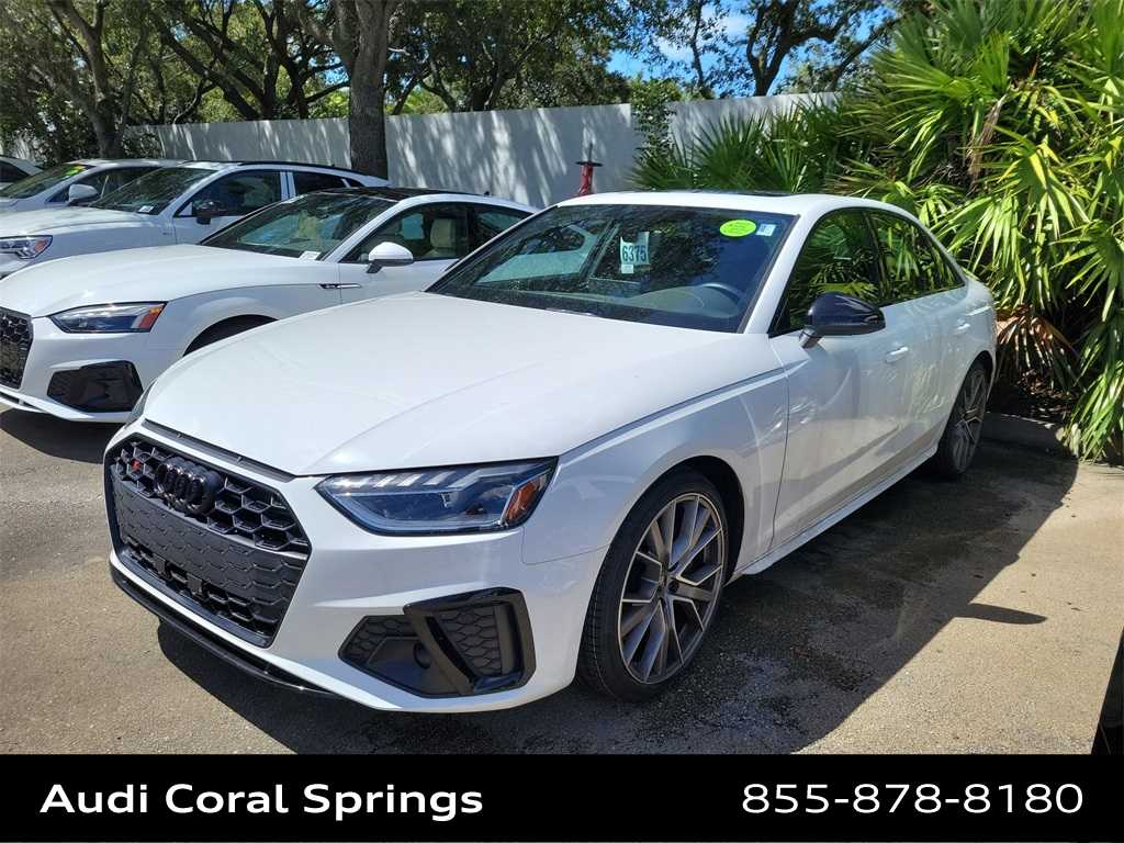 Thumbnail: 2022 Audi S4 - 4