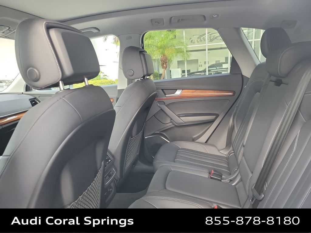 Thumbnail: 2023 Audi Q5 - 20