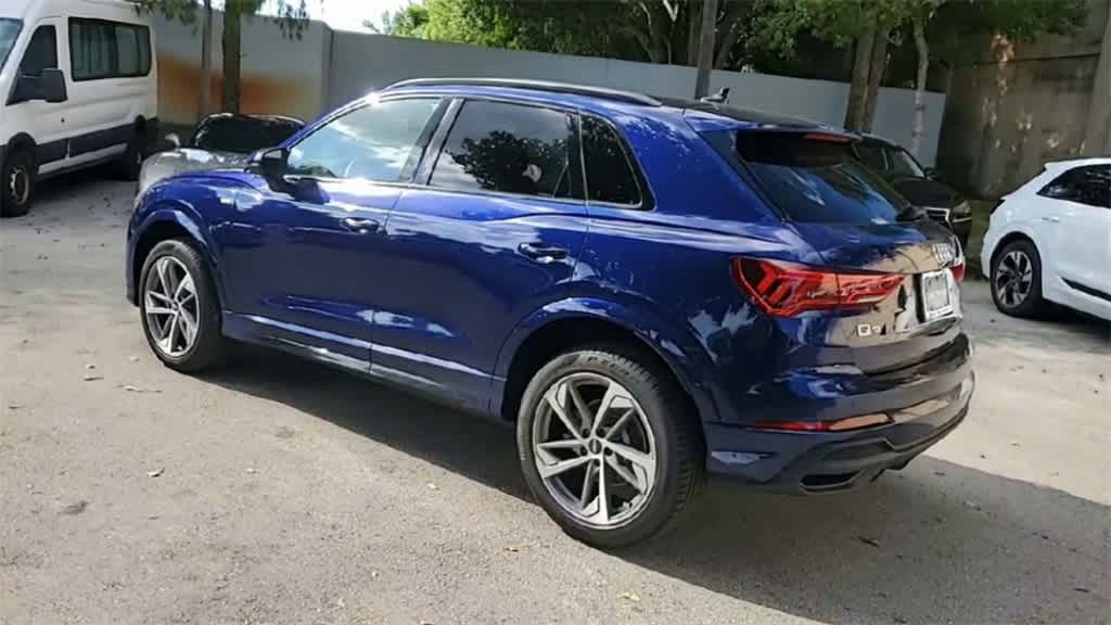 Thumbnail: 2025 Audi Q3 - 6