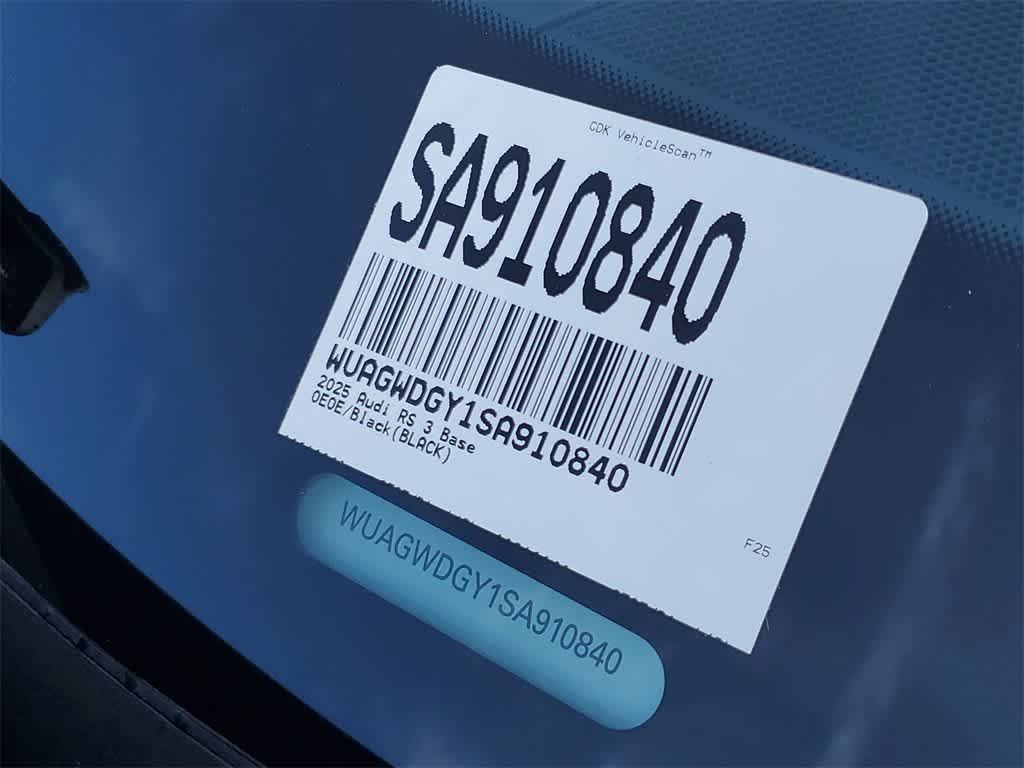 Thumbnail: 2025 Audi RS 3 - 21