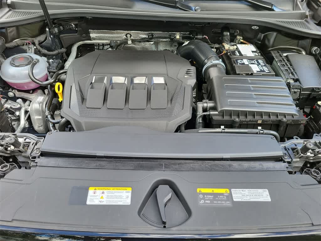 Thumbnail: 2025 Audi Q3 - 9