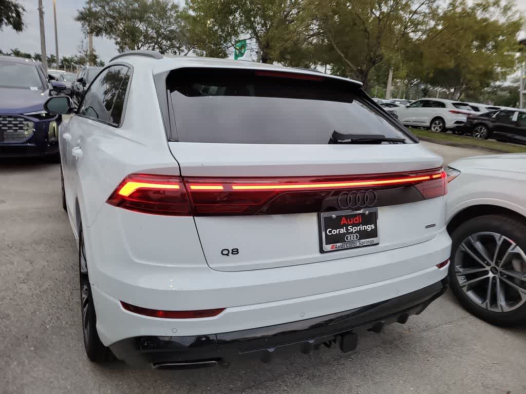 Thumbnail: 2026 Audi Q8 - 11