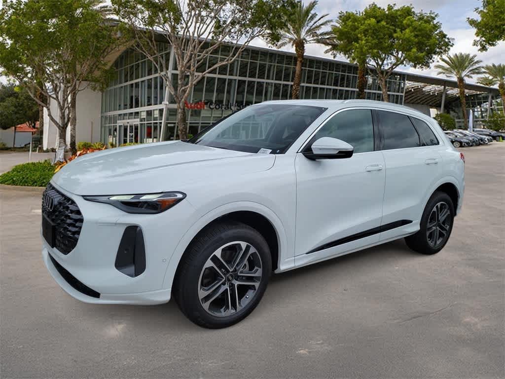 Thumbnail: 2025 Audi Q5 - 1