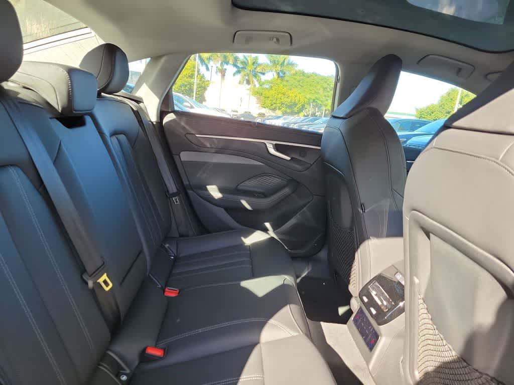 Thumbnail: 2026 Audi A6 - 13