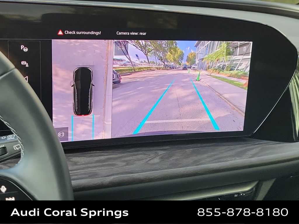 Thumbnail: 2025 Audi Q5 - 24