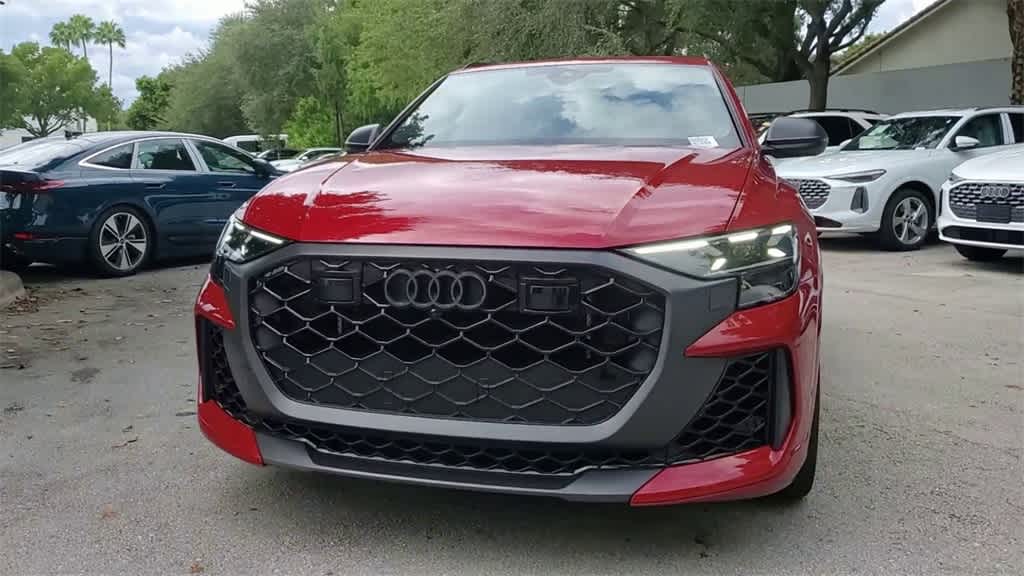 Thumbnail: 2025 Audi RS Q8 - 3