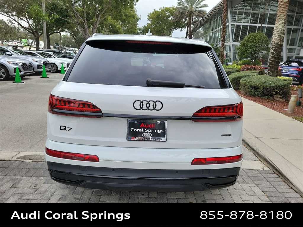 Thumbnail: 2023 Audi Q7 - 7