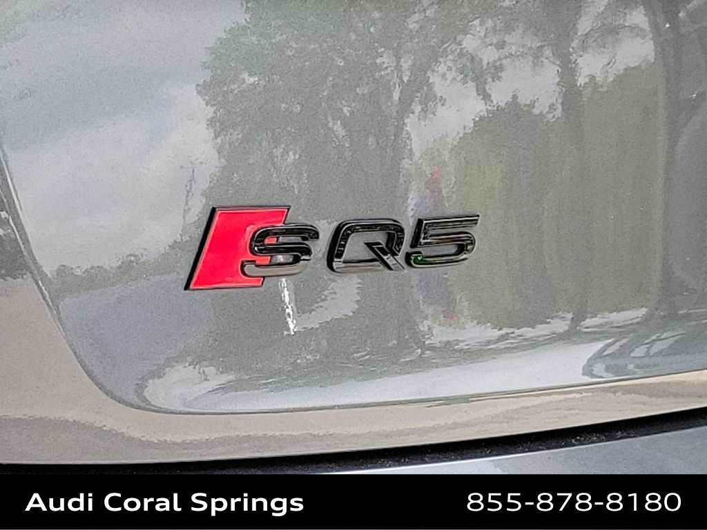 Thumbnail: 2024 Audi SQ5 - 15