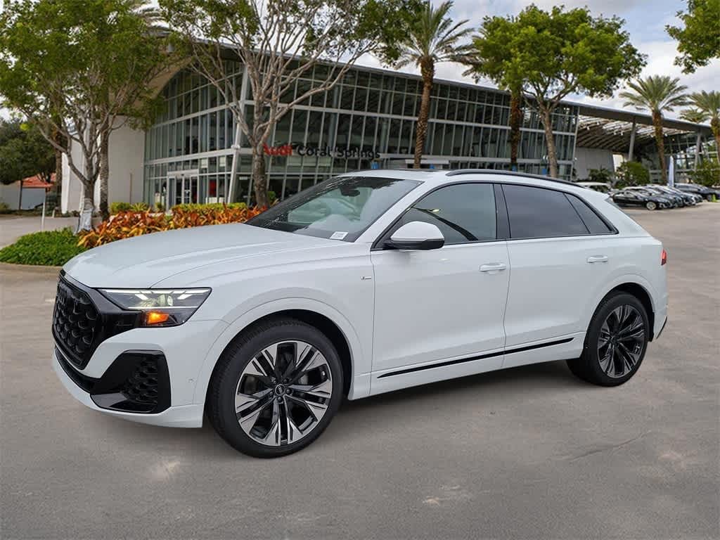 Thumbnail: 2026 Audi Q8 - 1