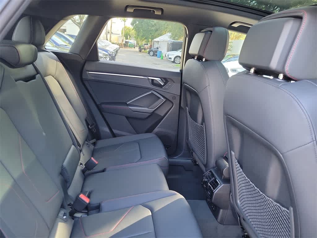 Thumbnail: 2025 Audi Q3 - 13