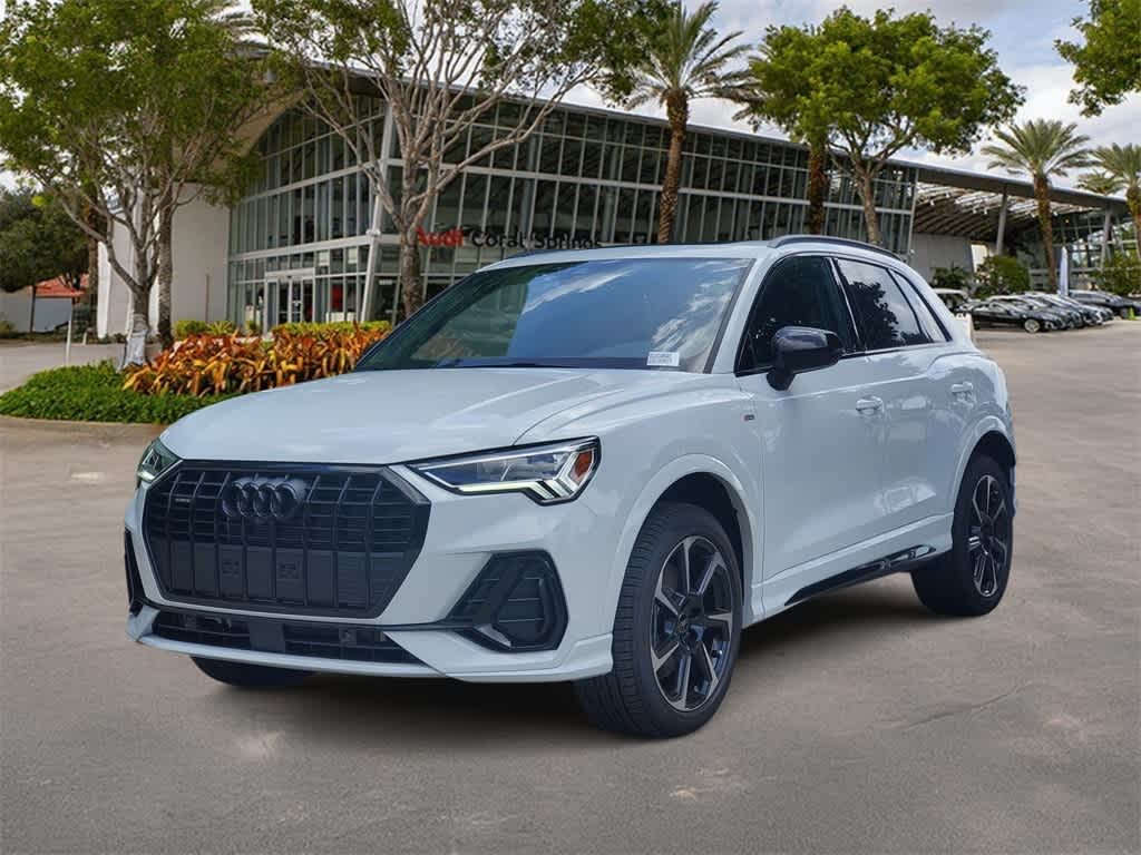 Thumbnail: 2025 Audi Q3 - 1