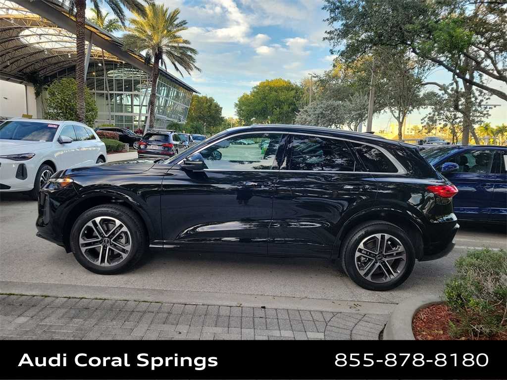 Thumbnail: 2025 Audi Q5 - 5