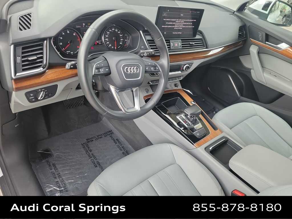 Thumbnail: 2022 Audi Q5 - 10