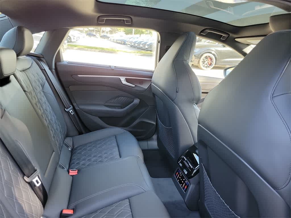 Thumbnail: 2026 Audi A6 - 21