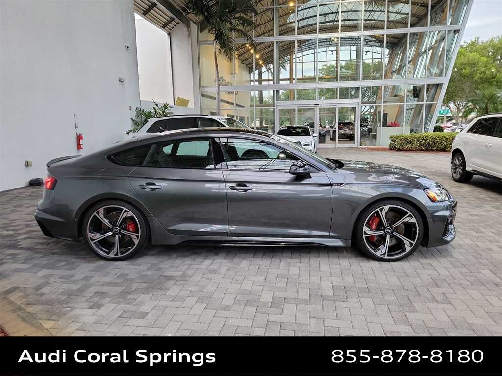 Thumbnail: 2021 Audi RS 5 - 9