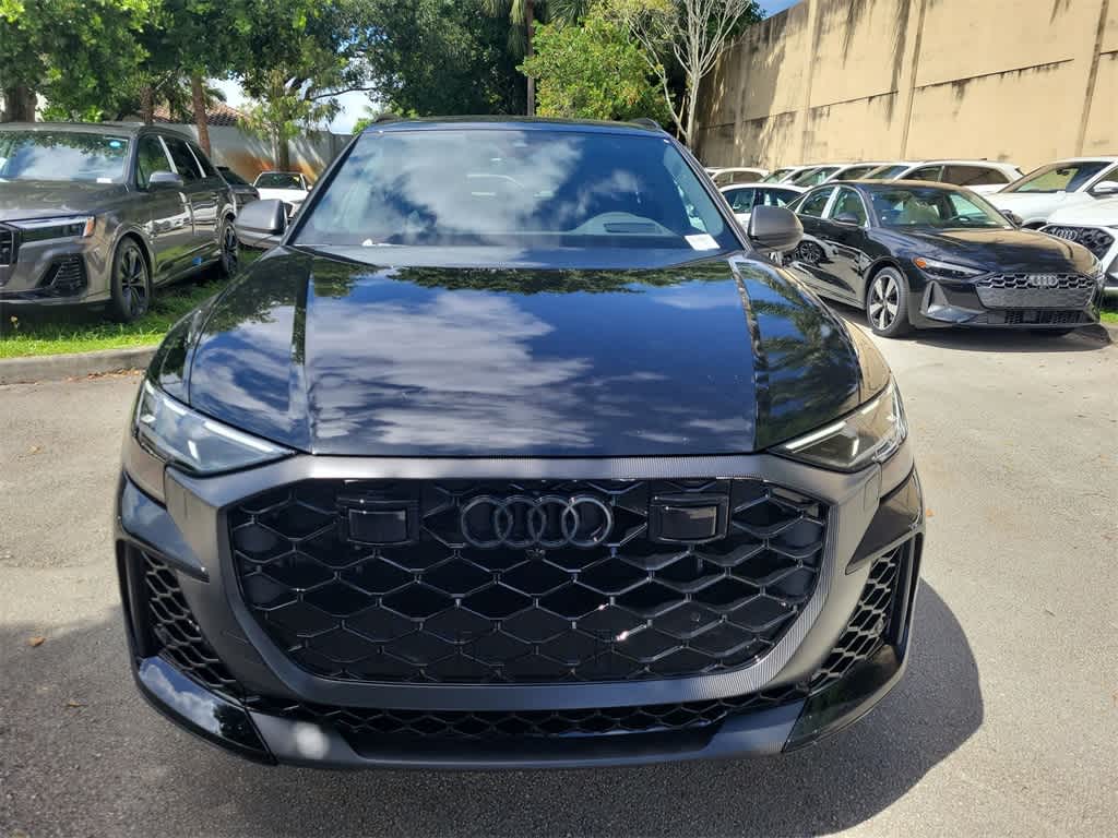 Thumbnail: 2026 Audi RS Q8 - 6