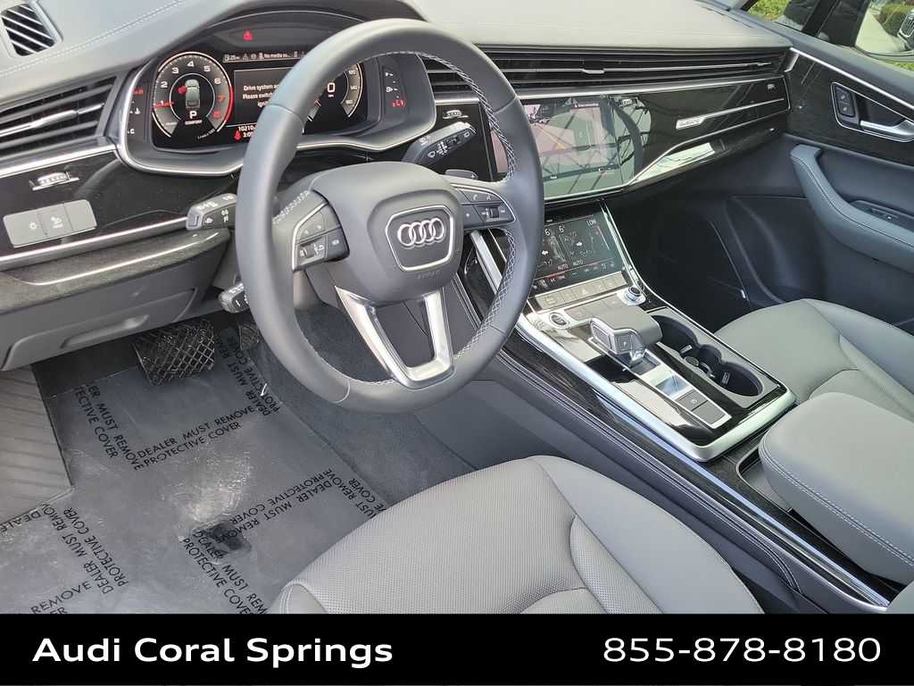 Thumbnail: 2025 Audi Q7 - 10