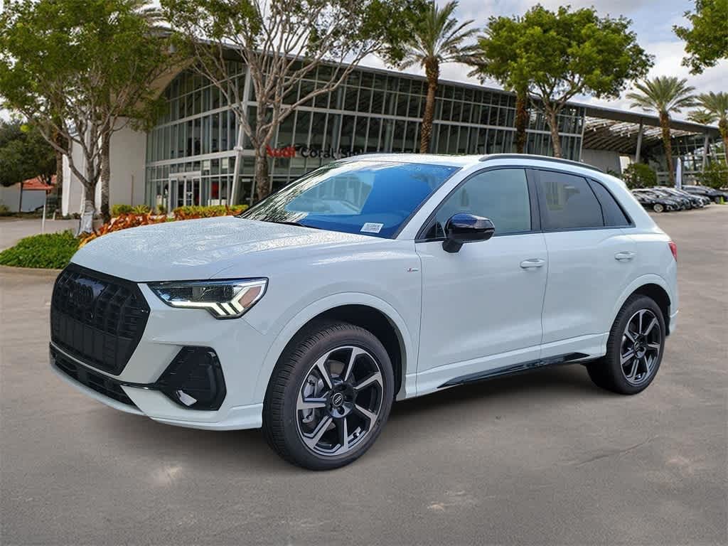Thumbnail: 2025 Audi Q3 - 1
