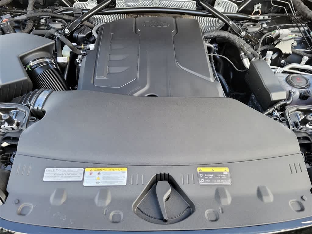 Thumbnail: 2025 Audi Q5 - 9