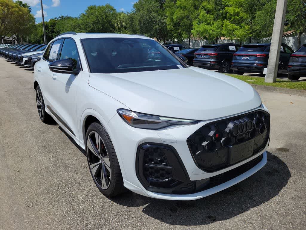 Thumbnail: 2026 Audi SQ5 - 2