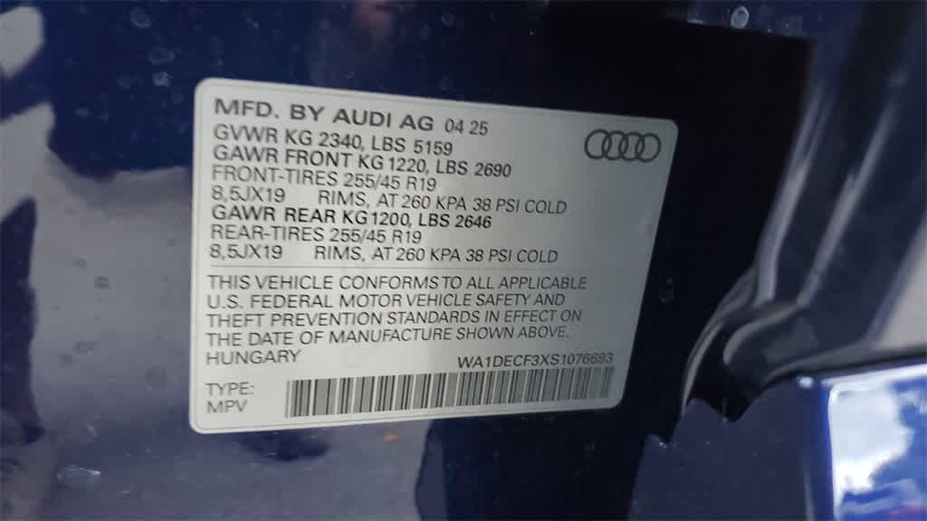 Thumbnail: 2025 Audi Q3 - 29