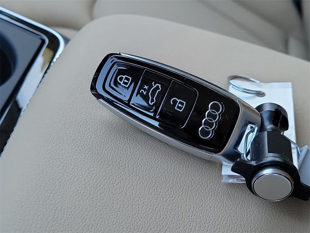 Thumbnail: 2026 Audi Q7 - 20