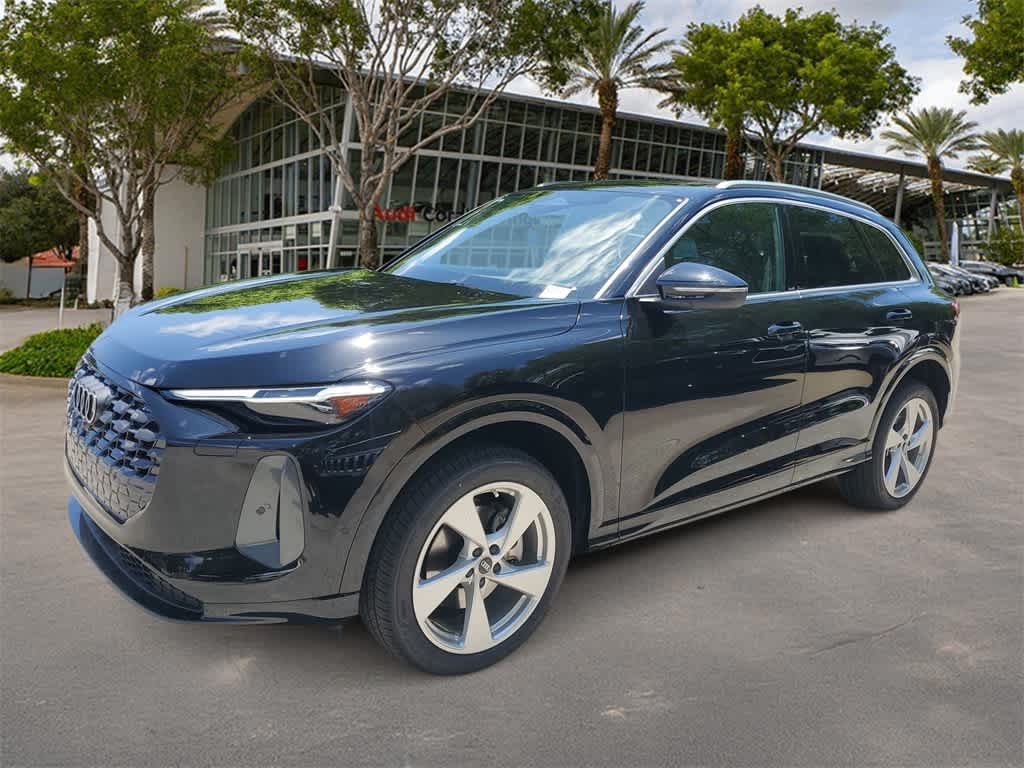 Thumbnail: 2025 Audi Q5 - 1