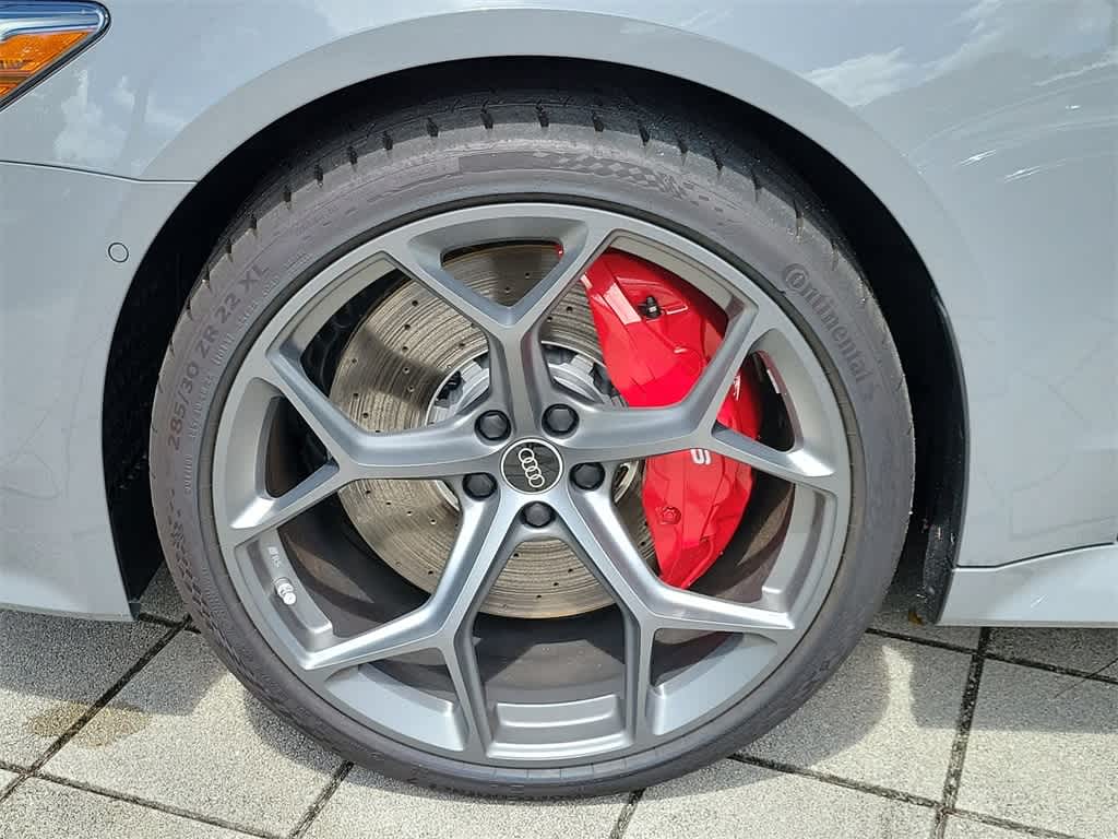 Thumbnail: 2025 Audi RS 7 - 8