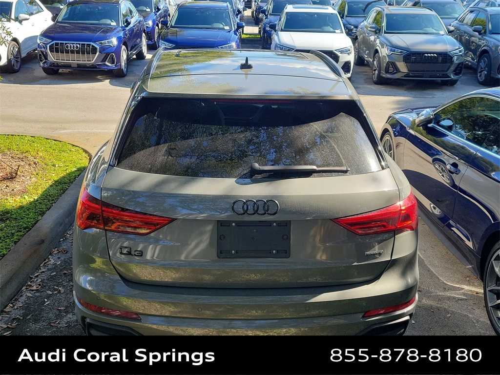 Thumbnail: 2023 Audi Q3 - 23