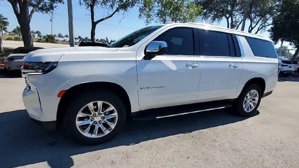 Thumbnail: 2021 Chevrolet Suburban - 4