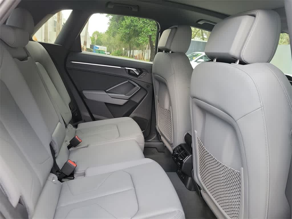 Thumbnail: 2025 Audi Q3 - 13