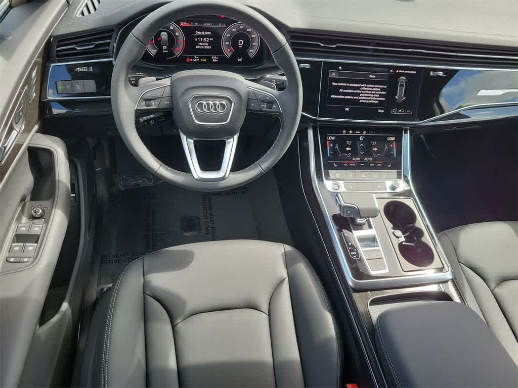 Thumbnail: 2026 Audi Q7 - 10