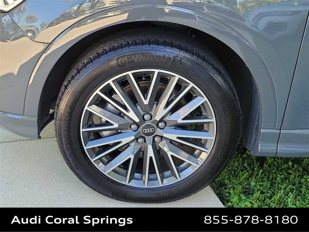 Thumbnail: 2024 Audi Q3 - 8