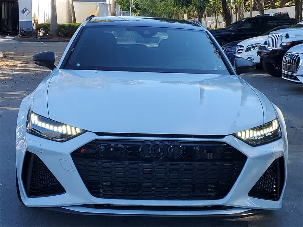 Thumbnail: 2025 Audi RS 6 - 14