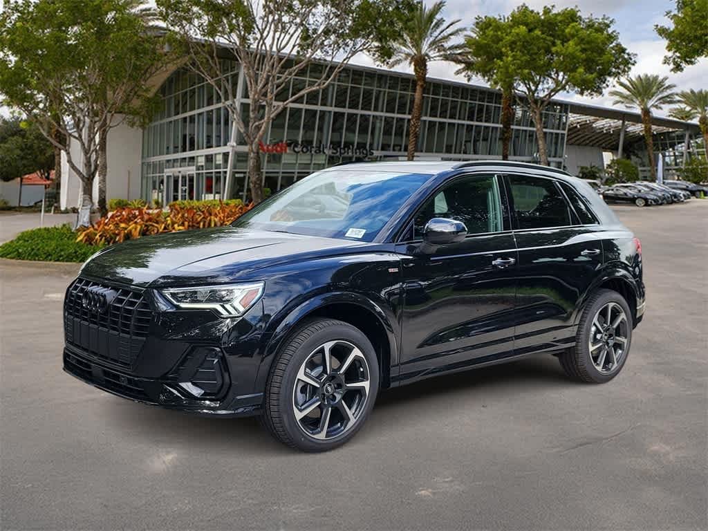 Thumbnail: 2025 Audi Q3 - 1