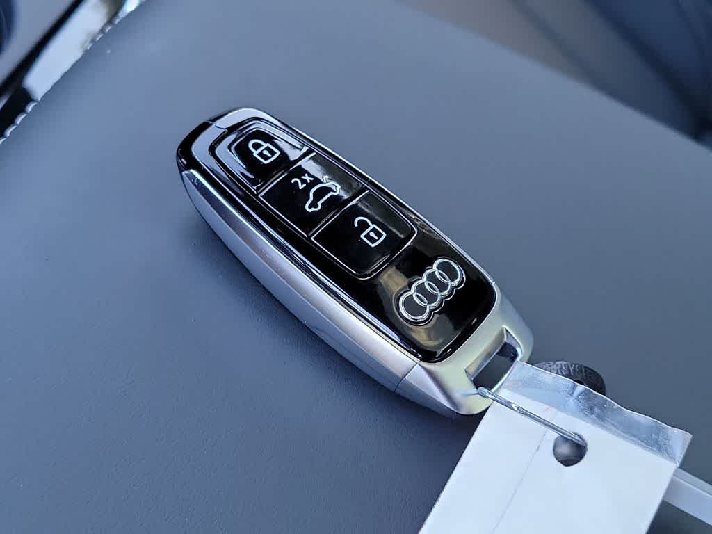Thumbnail: 2026 Audi Q7 - 28