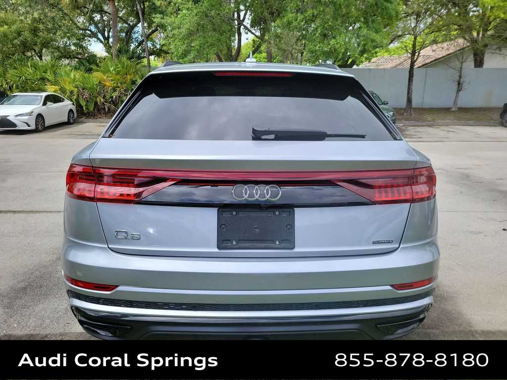 Thumbnail: 2021 Audi Q8 - 21