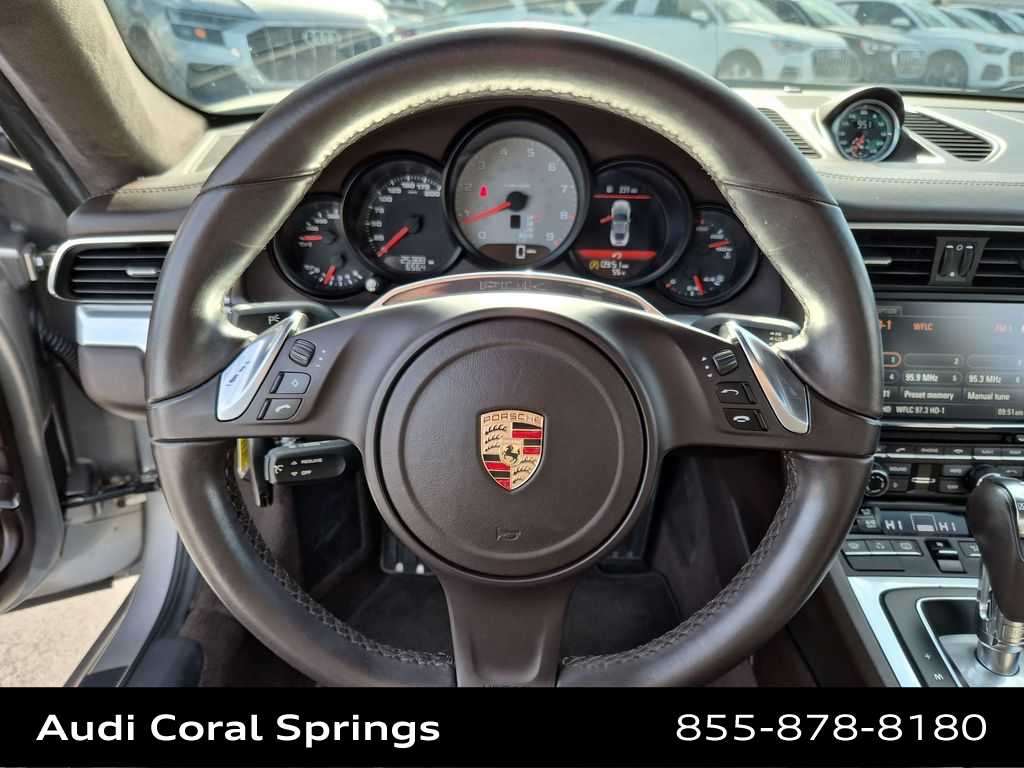 Thumbnail: 2012 Porsche 911 - 17