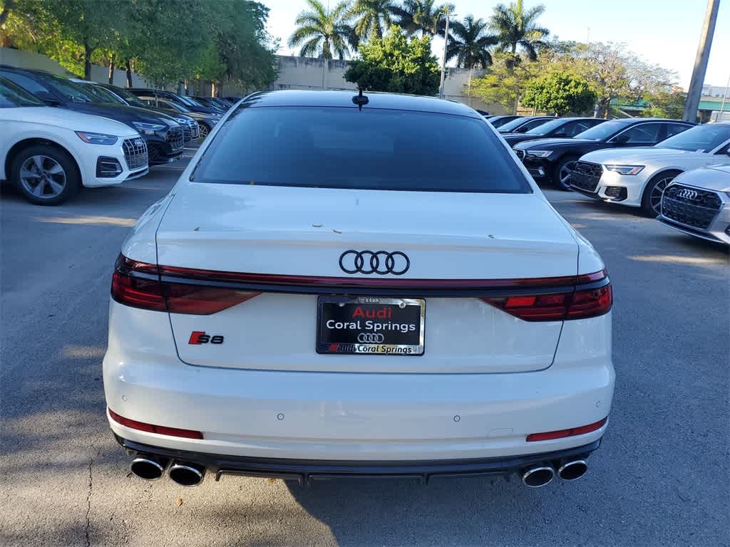 Thumbnail: 2025 Audi S8 - 7