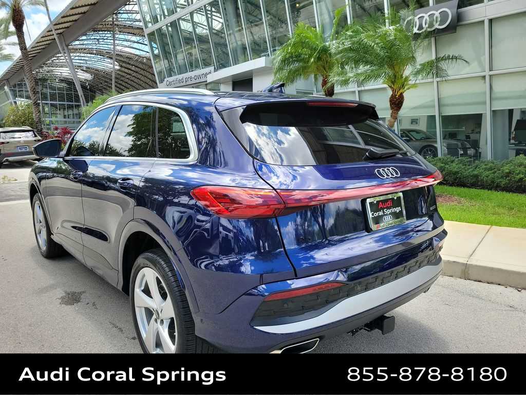 Thumbnail: 2025 Audi Q5 - 12