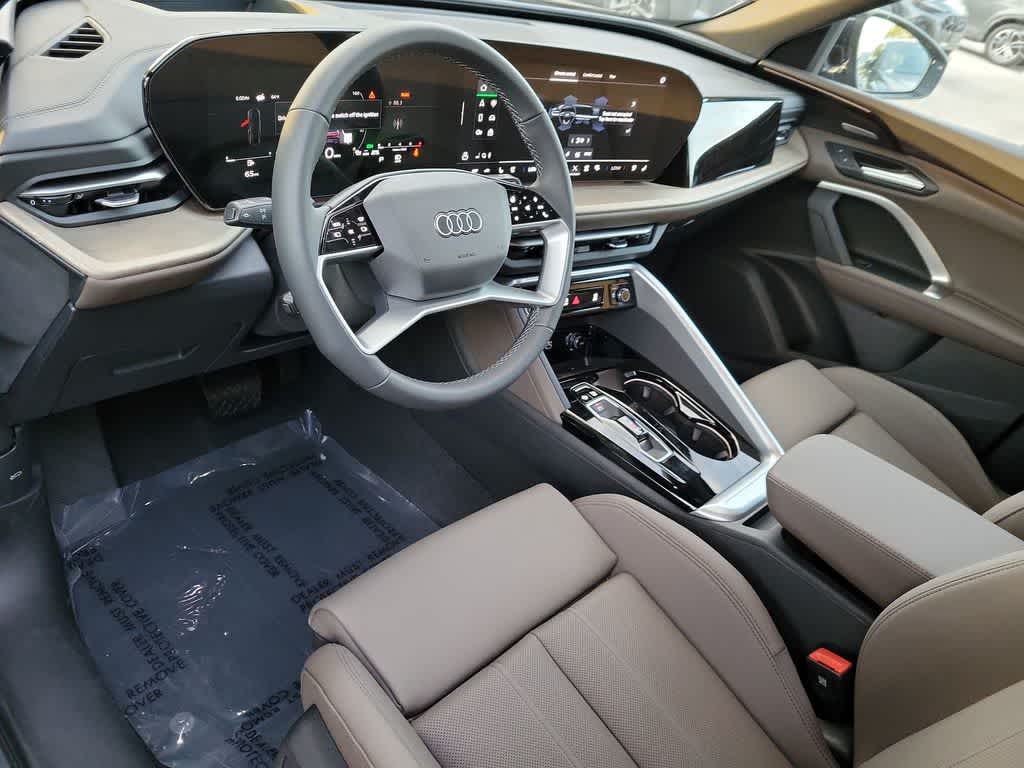 Thumbnail: 2025 Audi Q5 - 2