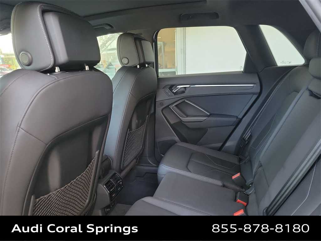 Thumbnail: 2021 Audi Q3 - 20