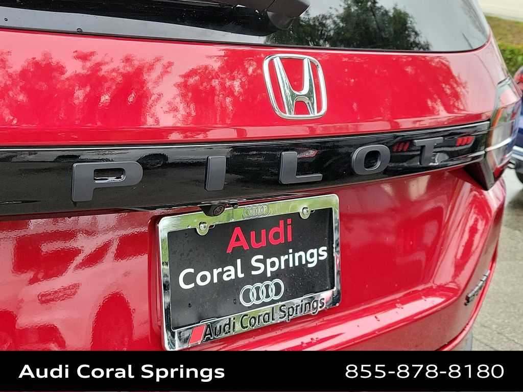 Thumbnail: 2025 Honda Pilot - 15