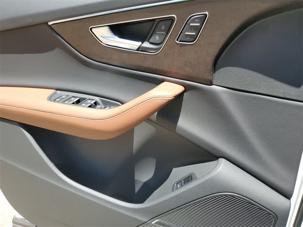 2025 Audi Q7 Premium Plus 27