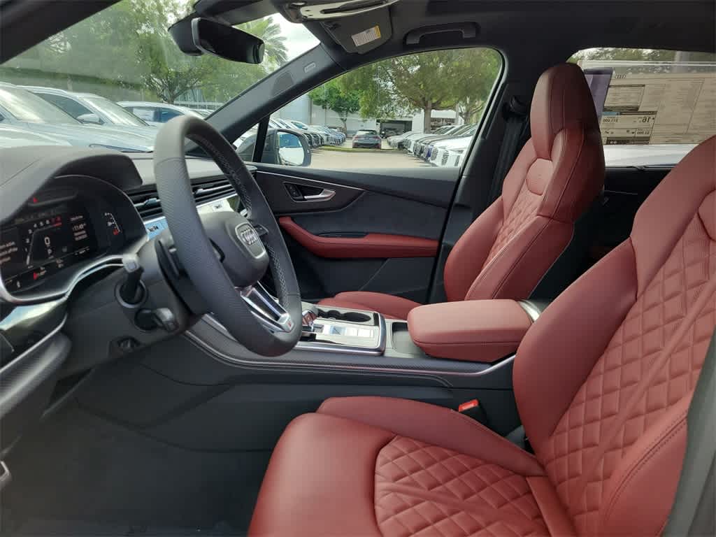 Thumbnail: 2026 Audi SQ7 - 11