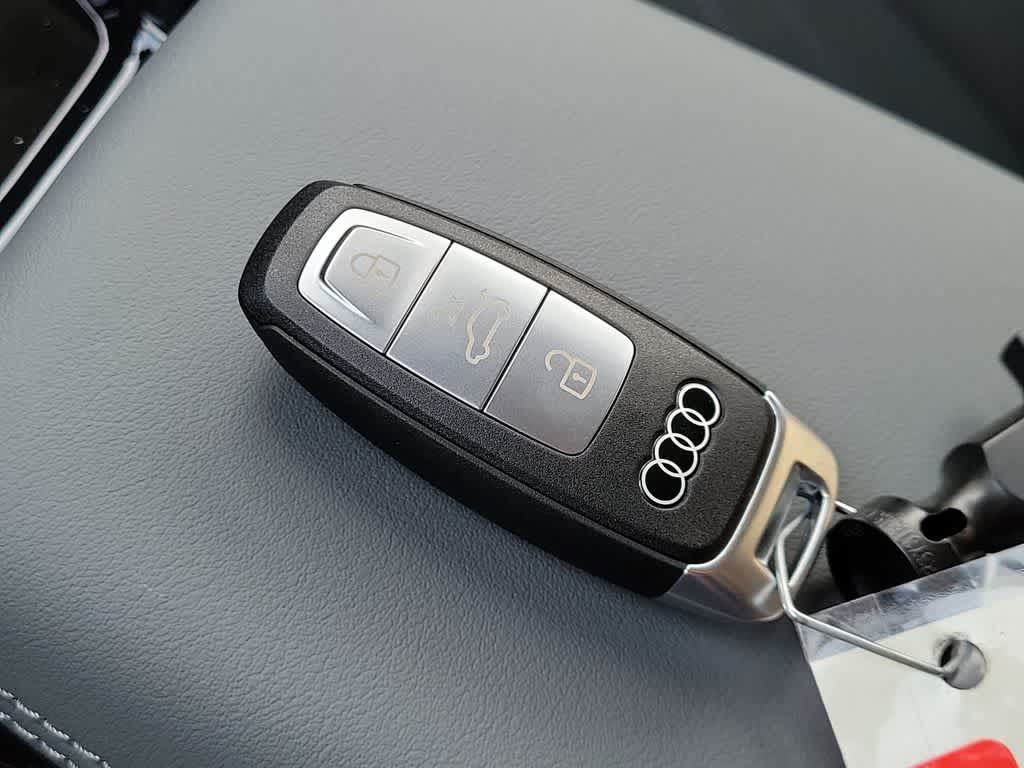 Thumbnail: 2026 Audi Q3 - 20